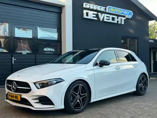 Mercedes-Benz A-klasse 180 Business Solution AMG/Pano/sfeer