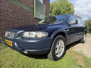 Volvo V70 Cross Country 2.4 T C-Line*2001*Cruise|Ecc|Xenon|T-haak|Navi|Nap