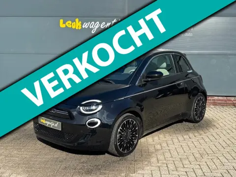 Fiat 500 e La Prima 42 kWh *pano *leer *carplay *camera *17”