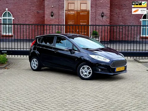 Ford Fiesta 1.6 TDCi Titanium / Airco / LED / Cruise / Pdc / 5 Drs / Nap