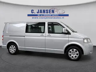 Foto 15 van Volkswagen Transporter 1.9 TDI 340 Budgetline DC T-Edition! Super mooi! Volledig onderh. Trekhaak!