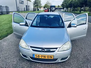 Foto 16 van Opel Corsa 1.2-16V Maxx