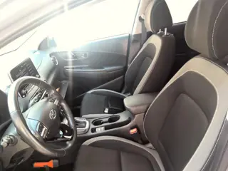 Foto 13 van Hyundai Kona 1.6 GDI HEV Fashion+Ecc+Navigatie+Camera+Cruise = ORIG/NL/TOP-KLEUR !
