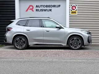 Foto 15 van BMW X1 SDrive20i M Sport Pano/H&K/360/ACC