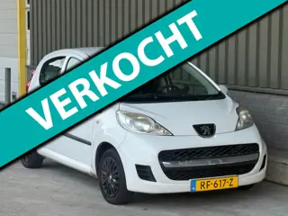 Peugeot 107 1.0-12V XR