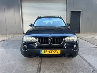 Foto 19 van BMW X3 2.0i Executive Anniversary 1e eigenaar