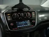 Foto 25 van Volkswagen UP! 1.0 1e Eig/Cam/Stoelverwarming/Cruise/Lane Assist/Parkeersensoren