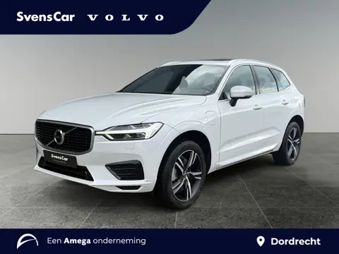 Volvo XC60 2.0 T8 Twin Engine AWD R-Design | Luchtvering | Panoramadak | Stoelverwarming |