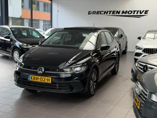 Volkswagen Polo 1.0 TSI move / Panorama / CarPlay /