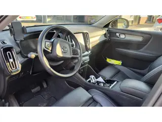 Foto 14 van Volvo XC40 1.5 T3 Inscription Hybride Automaat