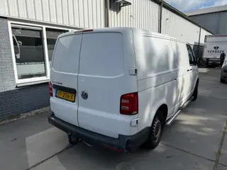 Foto 17 van Volkswagen Transporter 2.0 TDI L2H1KOELING ‘16 75KW
