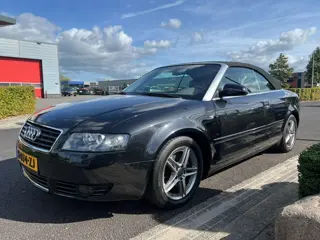 Foto 19 van Audi A4 Cabriolet 3.0 V6 | Airco | NAVI | Cruise Control | Lederen Bekleding | Houtafwerking