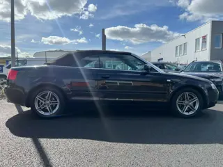 Foto 18 van Audi A4 Cabriolet 3.0 V6 | Airco | NAVI | Cruise Control | Lederen Bekleding | Houtafwerking