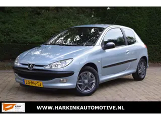 Peugeot 206 1.6-16V Gentry | Automaat | APK tot 08.2027