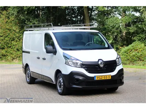 Renault Trafic 1.6 dCi T27 L1H1 Comfort | 2018 | ❄️Airco | ⭐Trekhaak| ✨imperiaal | ✅PDC |