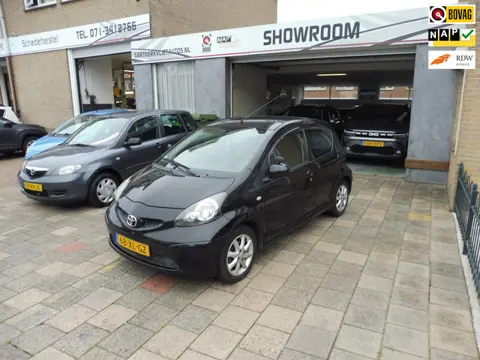 Toyota Aygo 1.0-12V +Nw APK