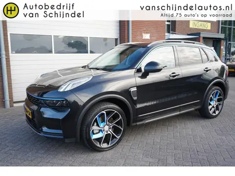 Lynk & Co 01 1.5 261PK! *NL AUTO* DEALER ONDERHOUDEN 20X OP VOORRAAD 360CAMERA 6,6KWH LADER PANORAMA