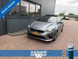 Kia ProCeed 1.5 T-GDi 160pk Automaat GT-PlusLine SCHUIFDAK/JBL/CAMERA/DODEHOEK/AFN.TREKHAAK/18INCH