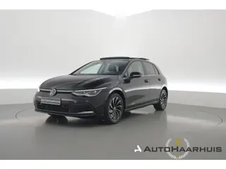 Volkswagen Golf 1.4 eHybrid 204 pk Style | Pano | Massage | IQ. Light |  Apple CarPlay | Adapt. Crui