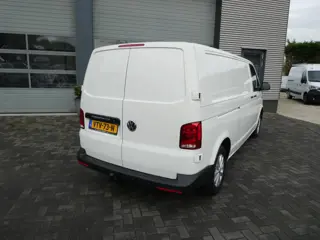 Foto 19 van Volkswagen Transporter 2.0 TDI L2H1 150 pk automaat , 3 zits , trekhaak