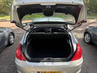 Foto 15 van Peugeot 308 1.6 VTi XS | 2E EIGENAAR | 3/6 OF 12MND GARANTIE | AUTOMAAT | CLIMA | CRUISE | NAVI | PD