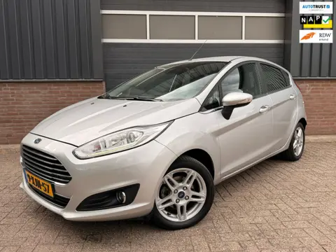 Ford Fiesta 1.0 EcoBoost Titanium 101 PK | Dealer Onderhouden | Lederen Bekleding | Nieuwe Distribut