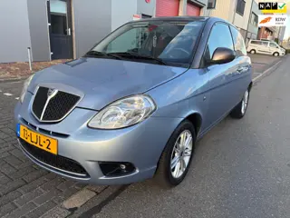 Lancia Ypsilon 1.4 Limited Edition 2010 / NAP / schuifkantel dak