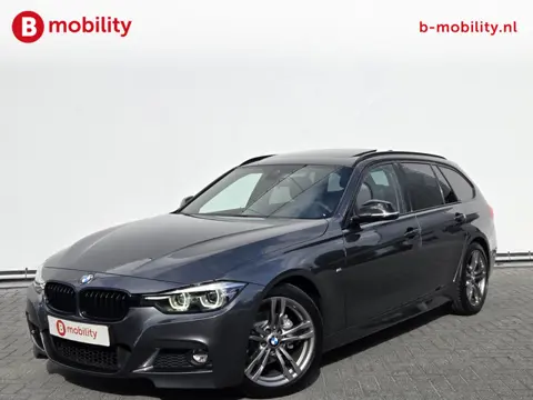 BMW 3 Serie Touring 320i High Executive M-Sport Trekhaak 1800kg Apple CarPlay NL Auto! | Head-Up | P