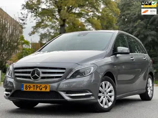 Mercedes-Benz B-klasse 180 Ambition|AUT|XENON|NAVI|PDC|LED|CRUISE|AIRCOIJSKOUD|2XSLEUTELS|DIGITAAL O