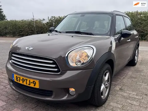 Mini Countryman 1.6 Cooper Salt NAVIGATIE CRUISE TREKHAAK