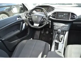 Foto 14 van Peugeot 308 SW 1.2 e-THP Active