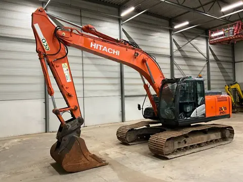 Hitachi ZX 210 LC-5B (bj 2015)