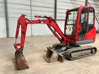 Cat 302.4 D (bj 2013)