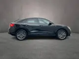 Foto 26 van Audi Q3 Sportback 45 TFSI e S Edition | Adaptieve Cruise Control | Trekhaak | Camera | Privacy Glas