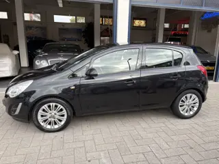Foto 20 van Opel Corsa 1.4-16V Cosmo 1E EIG/NAP/DEALER OND/NAVI/CLIMA/5 DRS