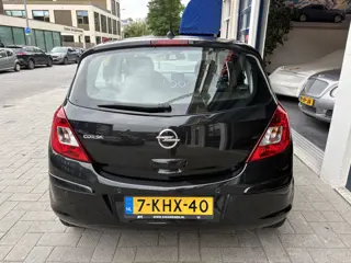 Foto 18 van Opel Corsa 1.4-16V Cosmo 1E EIG/NAP/DEALER OND/NAVI/CLIMA/5 DRS