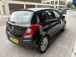 Foto 17 van Opel Corsa 1.4-16V Cosmo 1E EIG/NAP/DEALER OND/NAVI/CLIMA/5 DRS