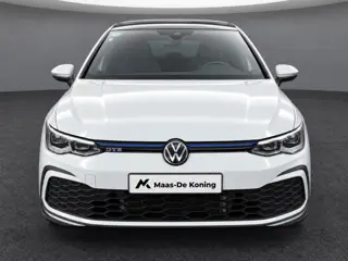 Foto 20 van Volkswagen Golf 1.4 eHybrid 245pk GTE · Panoramadak · Trekhaak · Apple/Android Car Play · Camera · S
