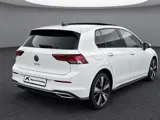 Foto 27 van Volkswagen Golf 1.4 eHybrid 245pk GTE · Panoramadak · Trekhaak · Apple/Android Car Play · Camera · S
