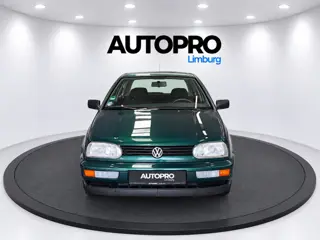 Foto 19 van Volkswagen GOLF 1.8 CL |1e eigenaar en 1e lak, uitzonderlijk mooi