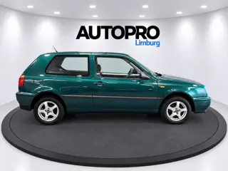 Foto 17 van Volkswagen GOLF 1.8 CL |1e eigenaar en 1e lak, uitzonderlijk mooi
