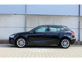 Foto 13 van Audi A3 Sportback 30 TFSI Sport Lease Edition - automaat - xenon - cruise
