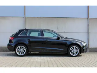 Foto 14 van Audi A3 Sportback 30 TFSI Sport Lease Edition - automaat - xenon - cruise
