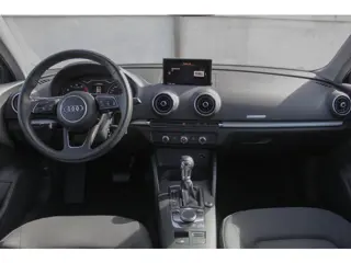 Foto 16 van Audi A3 Sportback 30 TFSI Sport Lease Edition - automaat - xenon - cruise