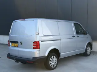 Foto 20 van Volkswagen Transporter 2.0 TDI Comfortline l Trekhaak l Bearlock l Cruisecontrol