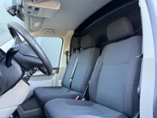 Foto 14 van Volkswagen Transporter 2.0 TDI Comfortline l Trekhaak l Bearlock l Cruisecontrol