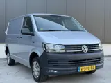 Foto 22 van Volkswagen Transporter 2.0 TDI Comfortline l Trekhaak l Bearlock l Cruisecontrol