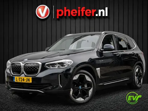 BMW iX3 High Executive 80 kWh SOH 96% Trekhaak/ Leer/ Sportstoelen/ Panoramadak/ Harman-Kardon/ Head