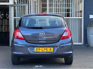 Foto 14 van Opel Corsa 1.2-16V Edition AIRCO / ELEKT RAMEN / 5DRS