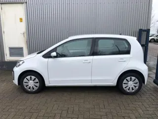 Foto 12 van Volkswagen Up! 1.0 BMT move up! 1E EIG / AIRCO / BLUETOOTH / ZUINIG /